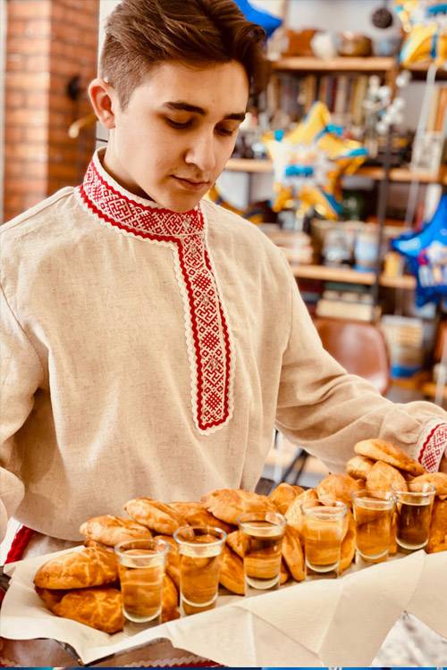 Форма, костюмы для ресторанов, гостиниц